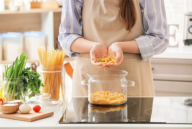 Od špaget přes špecle po tarhoňu. Oslavte světový den těstovin