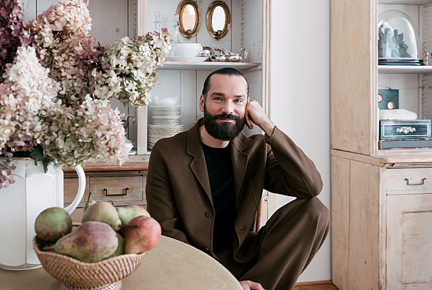 Kadeřník Michal Zapoměl má rád patinu a autentičnost. Podívejte se, jak bydlí