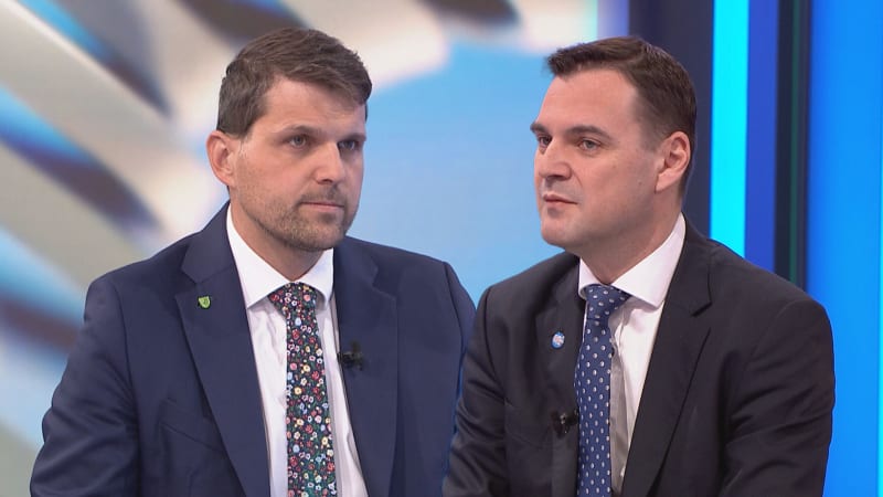 Hladík k Agrofertu: Ve vzduchu je stále 7 miliard, je to zkouška Česka. Macinka oponoval