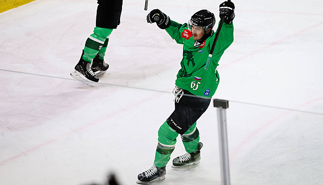 Po začátku války podepsal v Rusku. Nyní bývalý reprezentant Červený posílil Tábor