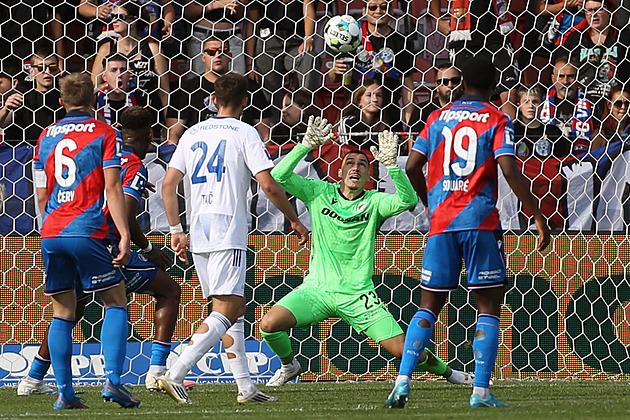 Gólman Jedlička v Plzni končí, veteráni Hejda s Kopicem dohrají sezonu v béčku