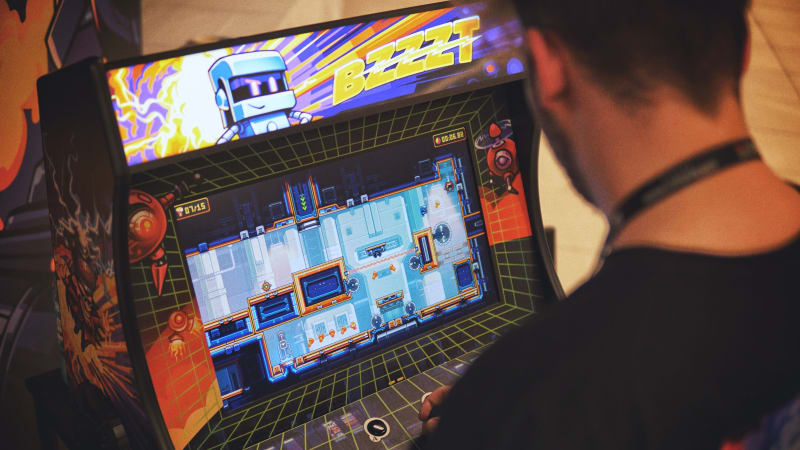 Čechům se dařilo, ale herní průmysl loni krvácel. Expert popsal, kam se svět videoher ubírá