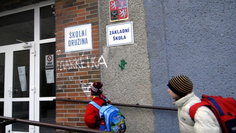 Družinářky měly v Česku ponižovat a bít děti s postižením. Inspekce podle ombudsmana selhala