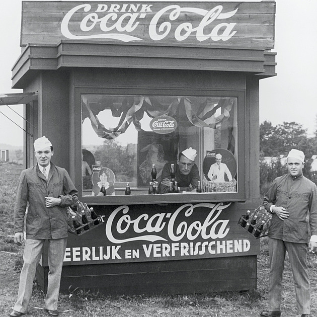 OBRAZEM: Milníky a momenty olympijské historie podle značky Coca-Cola