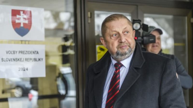 Slovenský exministr Harabin dostal vyznamenání od Lavrova. Za přispění k míru