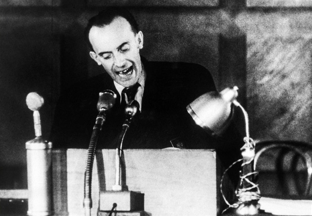 Prokurátor Urválek se vědomě podílel na vraždě Horákové, uzavřela policie po 76 letech