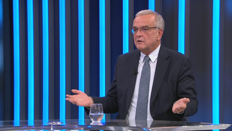 Kalousek: Fiala dal gól rukou a mluví o hlavičce. Babiš hodil míč do brány a říká „No a co?“