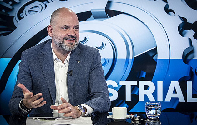 Zaměříme se i na velké drony, říká šéf Aera Vodochody Sotona