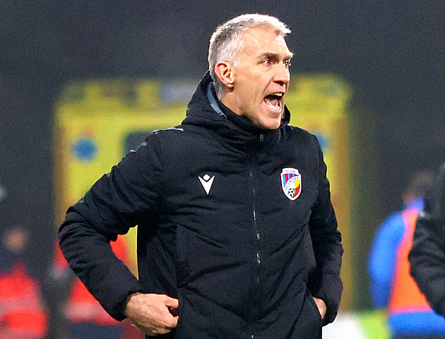 Musí zlepšit přístup. Plzeňský kouč Hyský o tom, proč nehraje Prince Adu