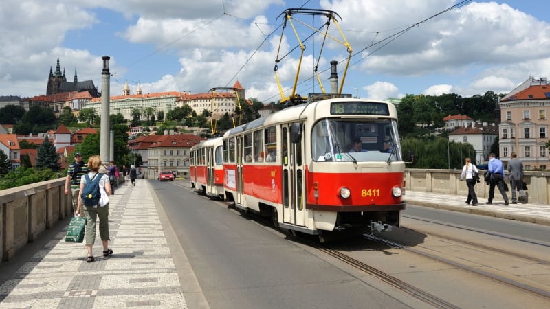 Trať na Pražský hrad čeká modernizace. DPP připravuje velkou informační kampaň