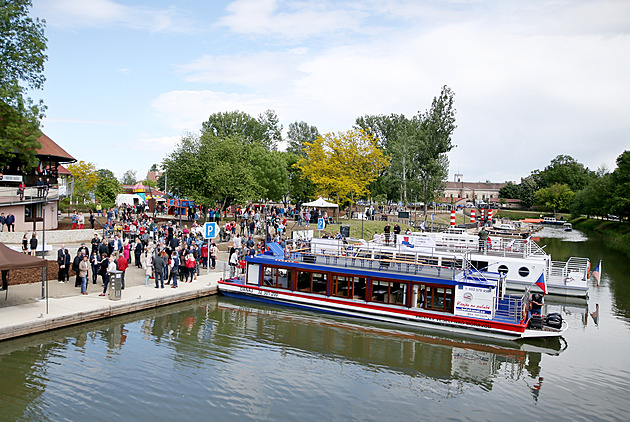Rozvoj přístavu na Baťově kanálu musí počkat. Soud dal za pravdu aktivistům