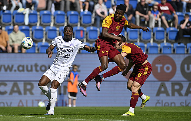 Slovácko - Dukla 1:2, klíčový zápas o záchranu, Pražané už nejsou poslední