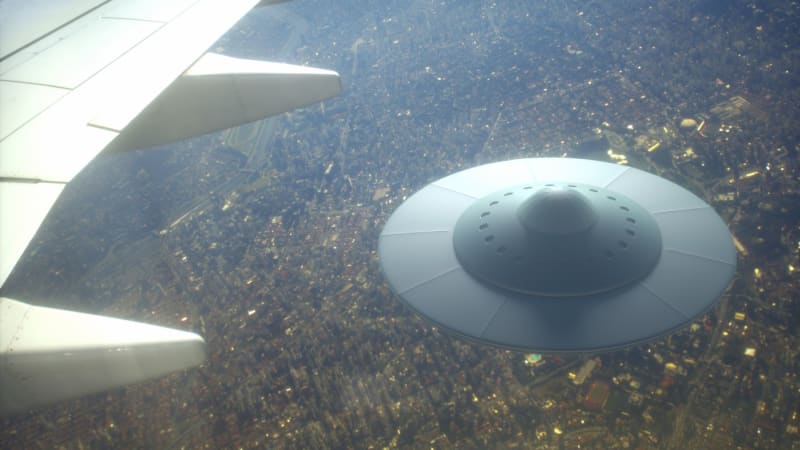 Ohnivé koule, disky a zelené objekty. Pentagon zveřejnil další dokumenty o UFO. Co odhalují?