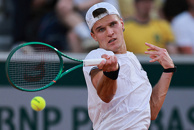 Roland Garros ONLINE: Menšík hraje o premiérové čtvrtfinále na grandslamu